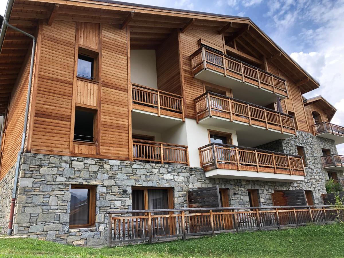 Luxury 2 Bedroom Apartment With View Of Mont Blanc Combloux Exteriör bild
